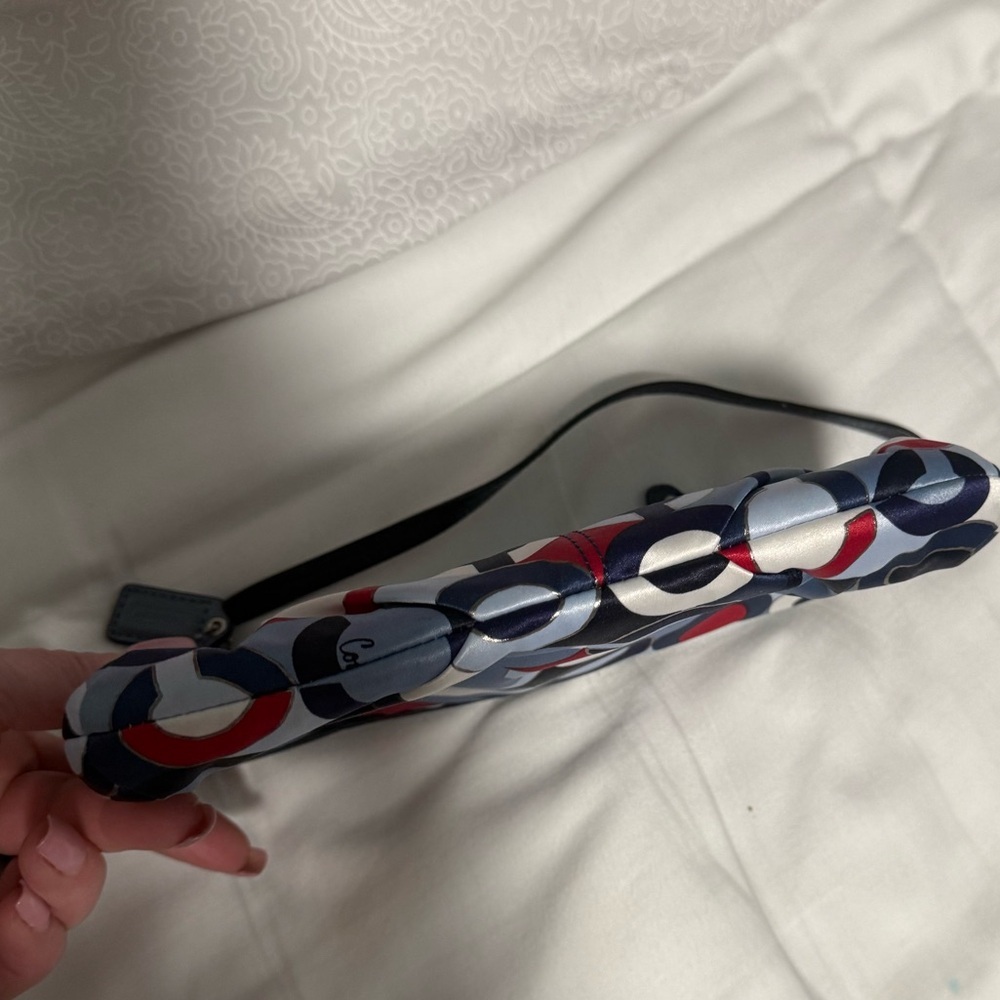 Coach Geometric Print Wristlet in Red, Blue, and White Horse and Carriage Emblem - Picture 5 of 8